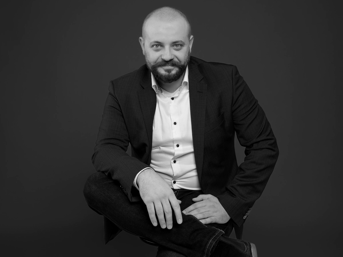 Marjan Trajkov, consultant digital indépendant à Yverdon-les-Bains, Suisse romande
